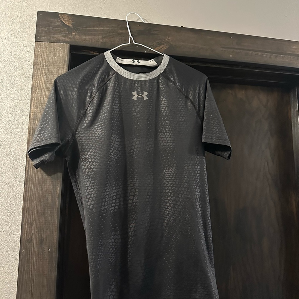 Under Armour Men's Black Performance Shirt